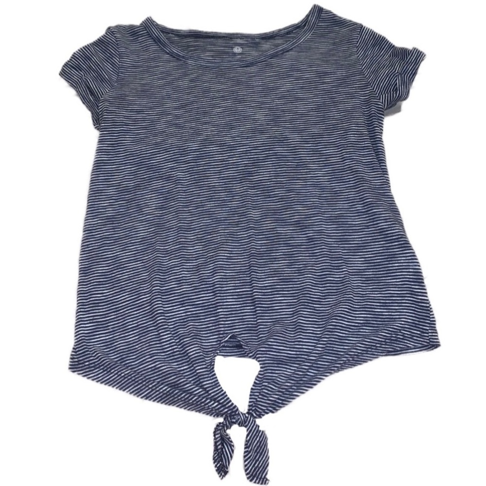 striped t shirt with a knot at the bottom